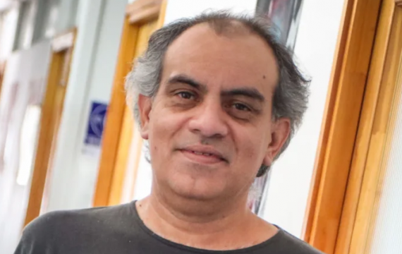 Dr. JOSÉ VILLANUEVA LOBOS